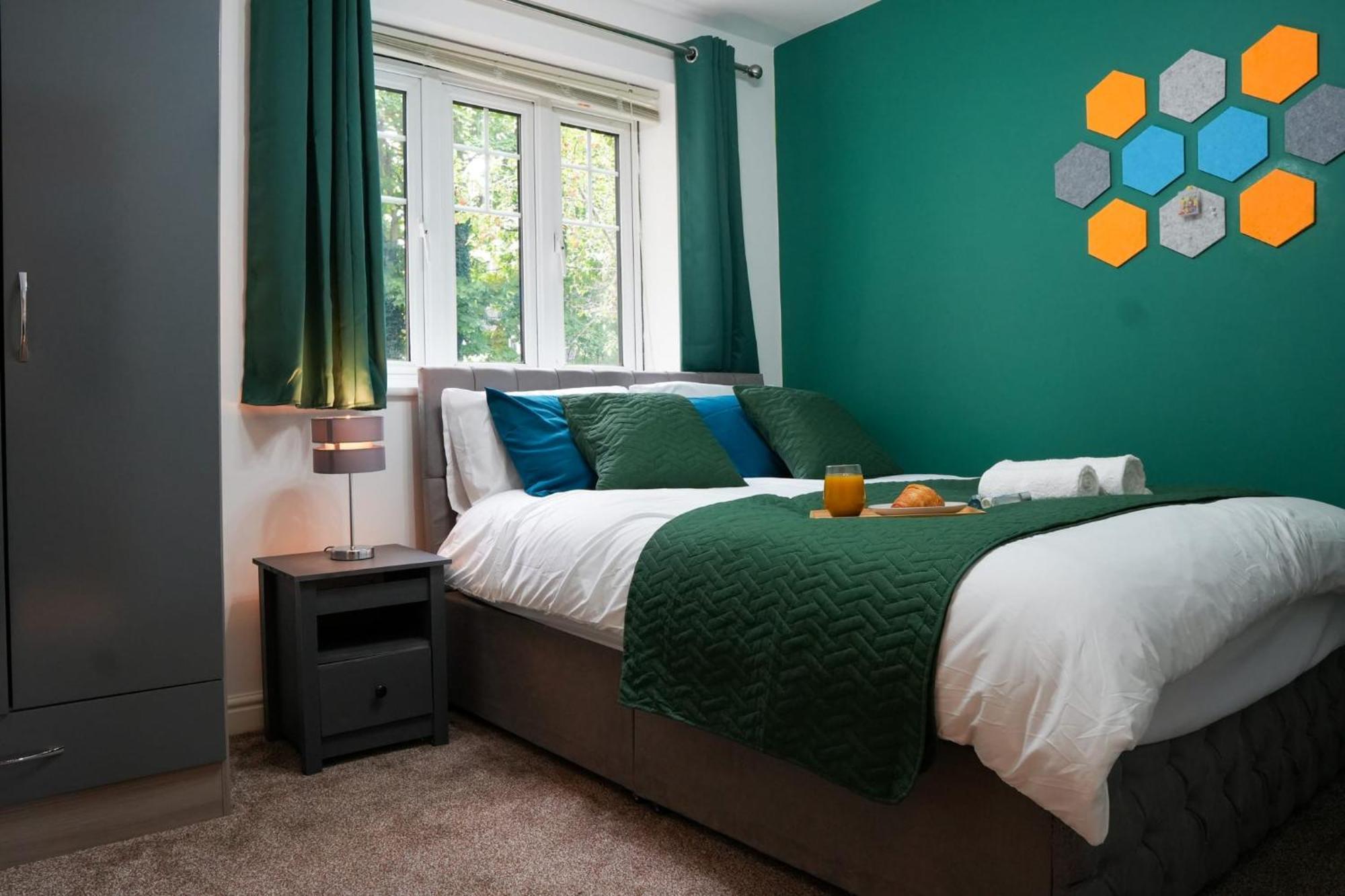 Whole 2-Bed Apartment - Contractors, Professionals, Ulez Free, Free Parking, B'Ham City 10Mins Μπέρμιγχαμ Εξωτερικό φωτογραφία