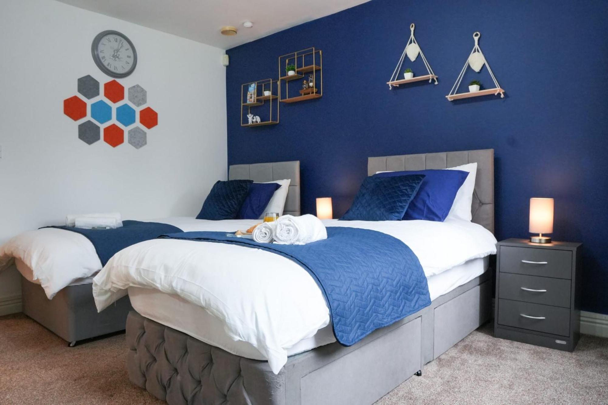 Whole 2-Bed Apartment - Contractors, Professionals, Ulez Free, Free Parking, B'Ham City 10Mins Μπέρμιγχαμ Εξωτερικό φωτογραφία